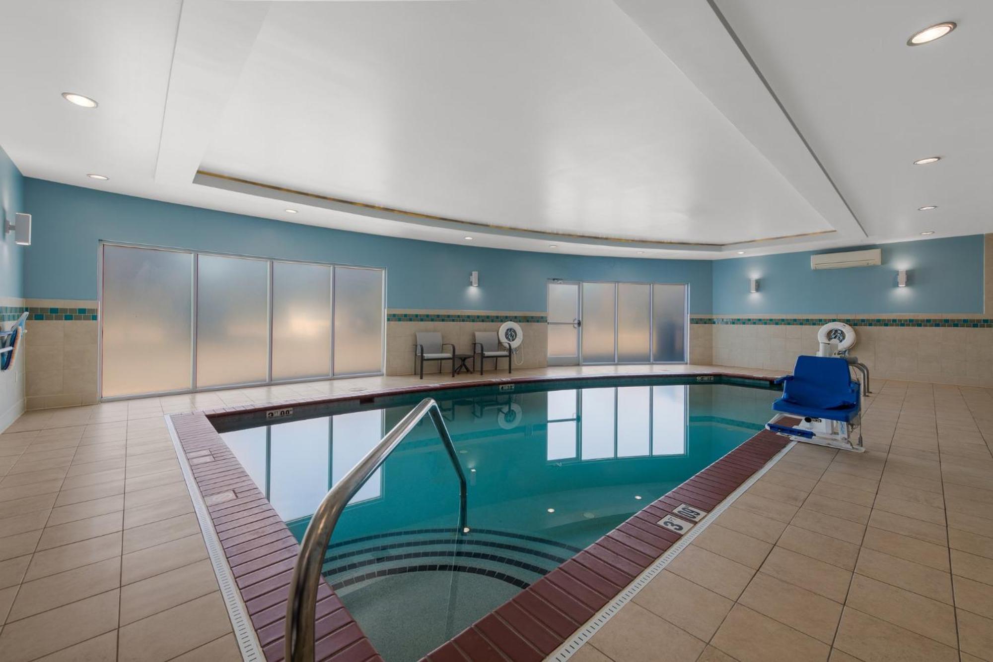 Holiday Inn Express Hotels- Hampton By Ihg מראה חיצוני תמונה